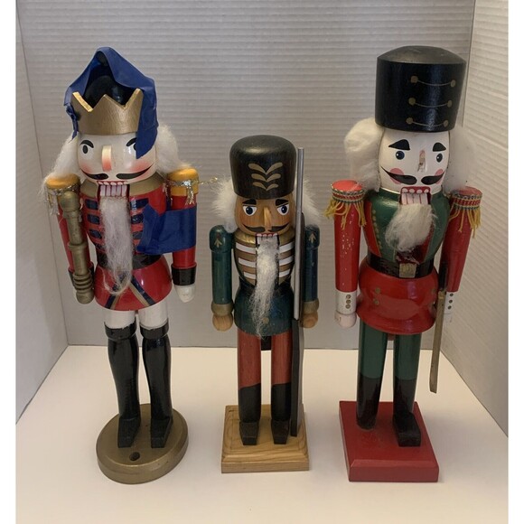 Christmas Ornament Nutcracker Set Of 3 damage parts only - Picture 1 of 16